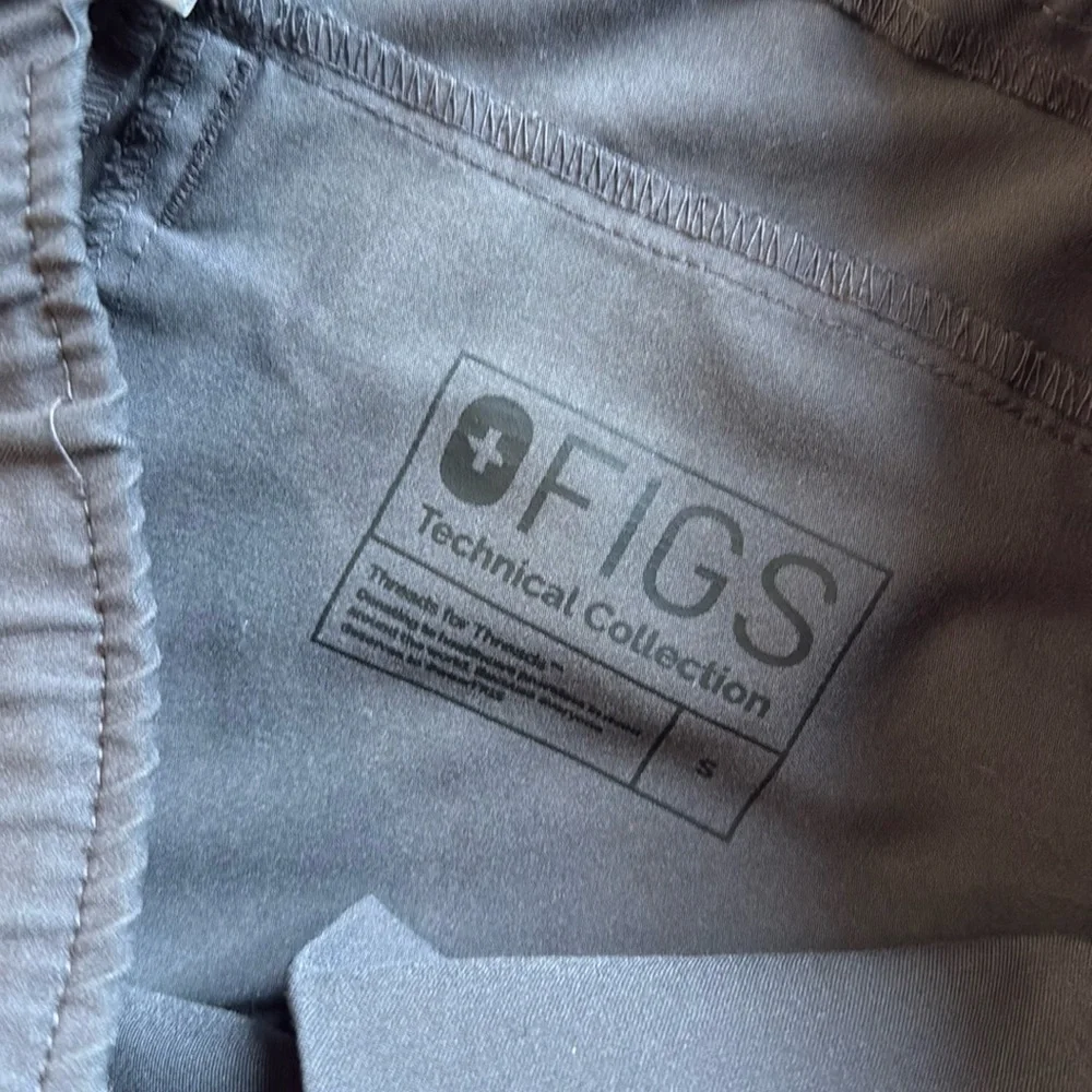FIGS Tansen Joggers dark grey Scrubs Size Small